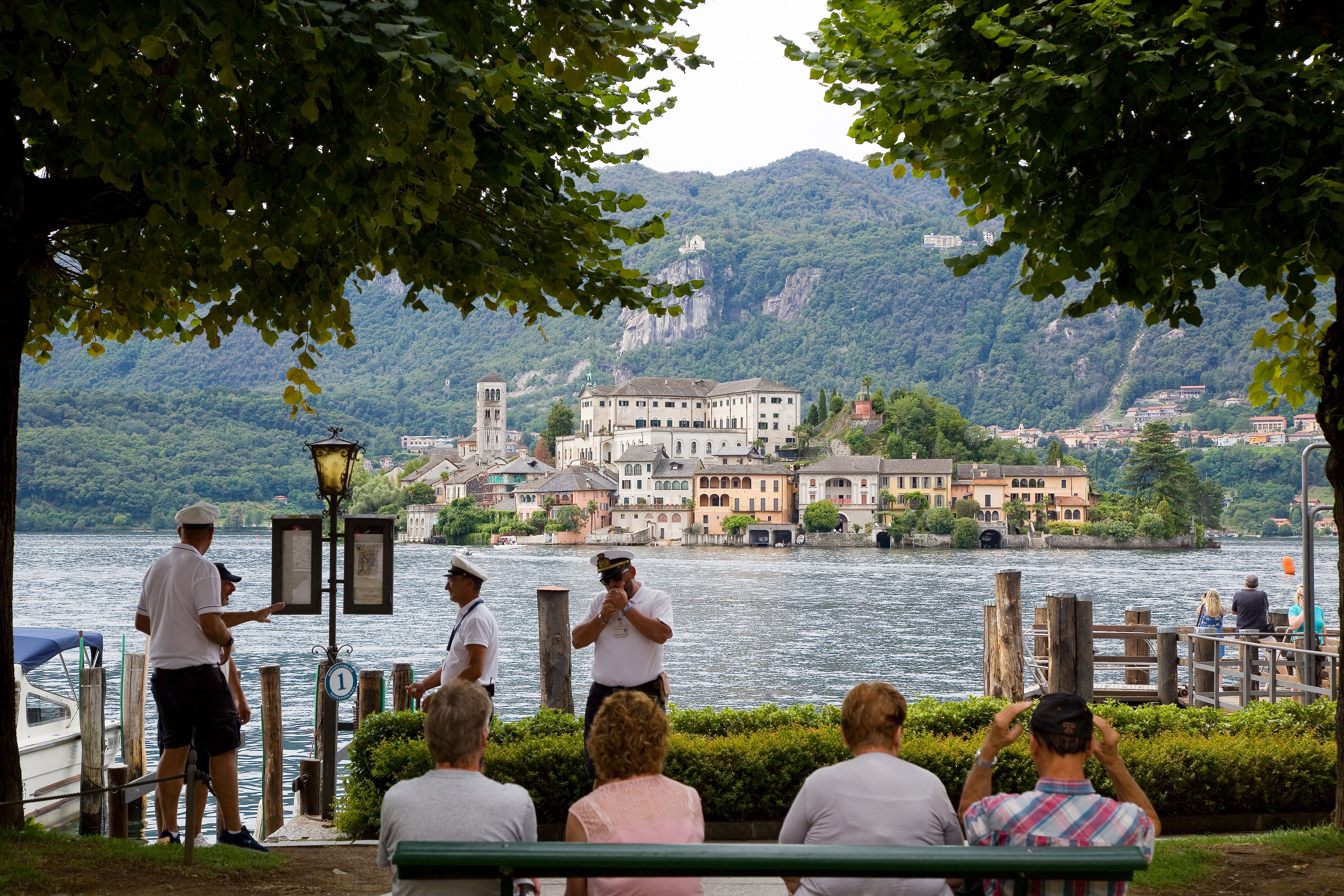 Piedmont | Alba - Asti Barolo - Lake Orta - Lake Maggiore - Turin
